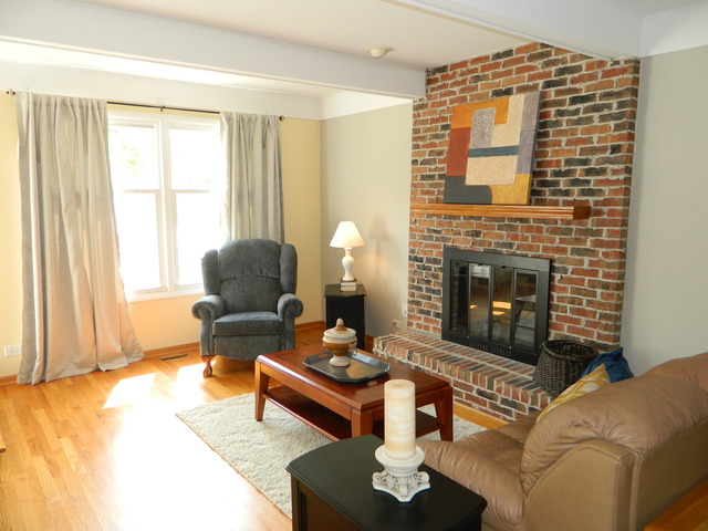 1130 Concord Ln, Hoffman Estates, IL 60192 photo 4