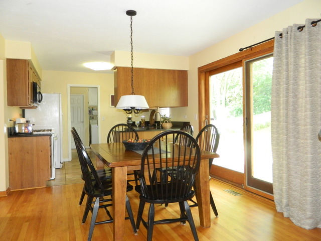 1130 Concord Ln, Hoffman Estates, IL 60192 photo 7