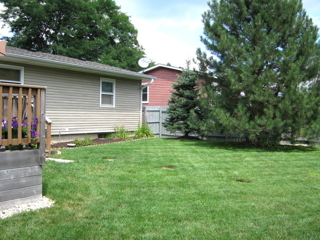 2307 W Fairview Ln, Mchenry, IL 60051 photo 17