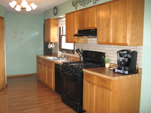 2307 W Fairview Ln, Mchenry, IL 60051 photo 5