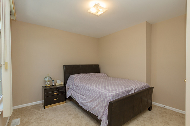 605 Milton Ln, Hoffman Estates, IL 60169 photo 20