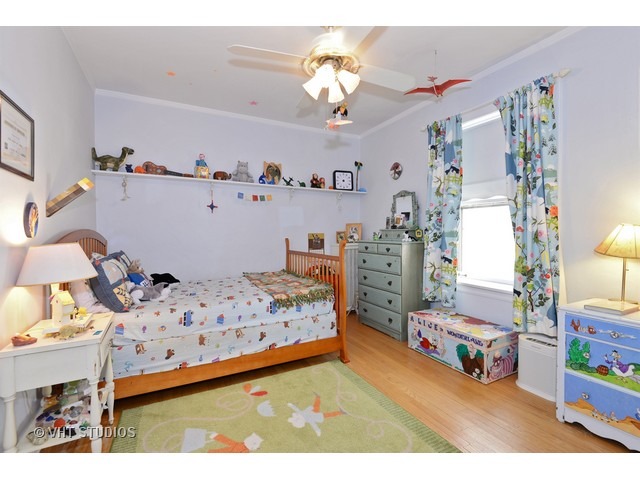136 Custer Ave #2, Evanston, IL 60202 photo 9