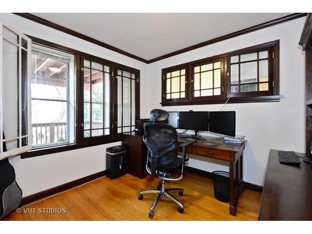 136 Custer Ave #2, Evanston, IL 60202 photo 10