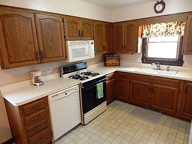 906 Jackson Pl, Dyer, IN 46311 photo 9