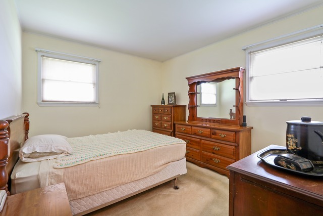 2100 Flicker Ln, Rolling Meadows, IL 60008 photo 7