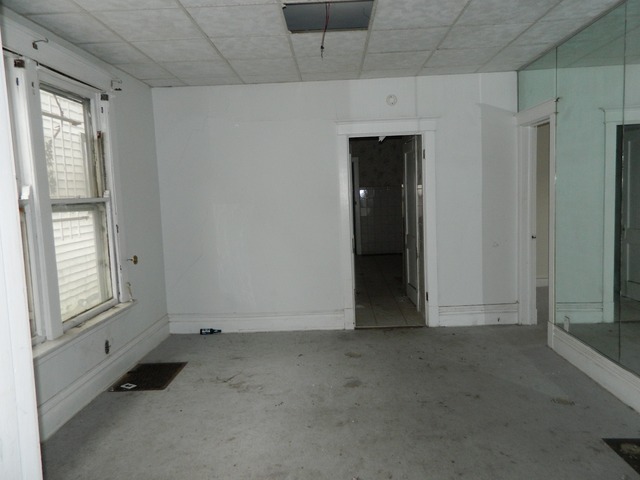 7634 S Champlain Ave, Chicago, IL 60619 photo 8