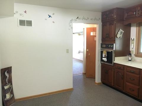 204 E 2nd St, Genoa, IL 60135 photo 6