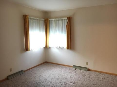 204 E 2nd St, Genoa, IL 60135 photo 10