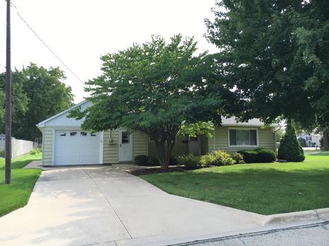 204 E 2nd St, Genoa, IL 60135 photo 1