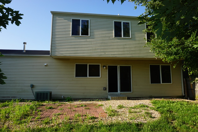 1672 Walnut Park Ln, Aurora, IL 60504 photo 19