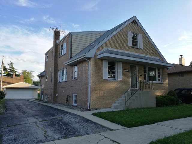 7335 W 57th Pl, Summit, IL 60501 photo 1