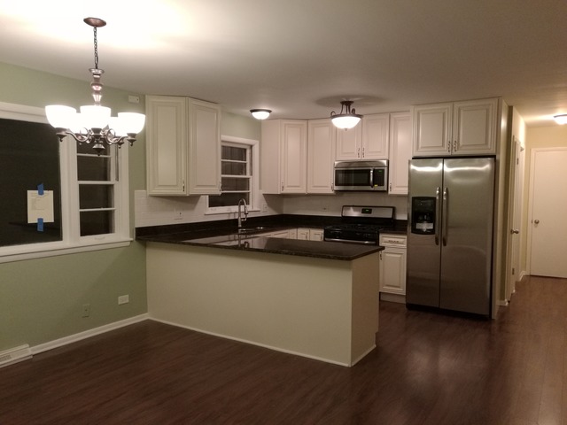 7335 W 57th Pl, Summit, IL 60501 photo 4