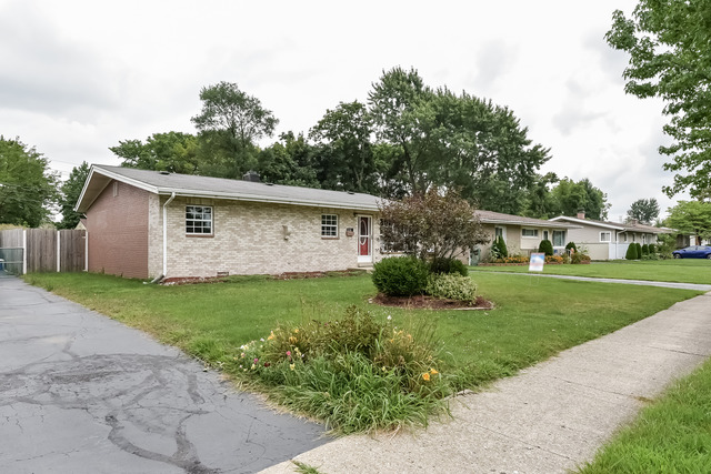 111 E Normandy Dr, Addison, IL 60101 photo 4