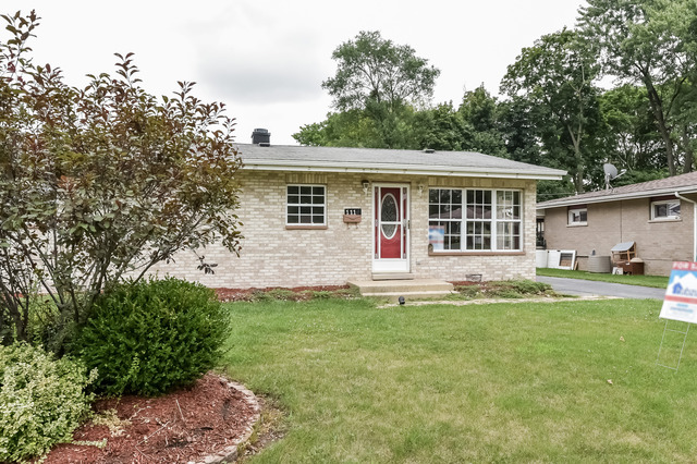 111 E Normandy Dr, Addison, IL 60101 photo 5