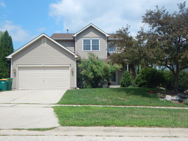 4708 Oregon Trl, Mchenry, IL 60050 photo 1