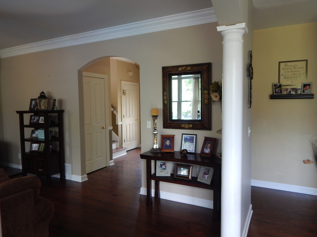 4708 Oregon Trl, Mchenry, IL 60050 photo 3