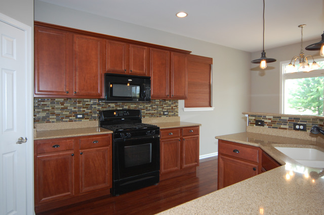 3303 Batley St, Elgin, IL 60124 photo 9