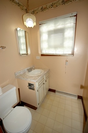 814 Jefferson Ave, Elgin, IL 60120 photo 4