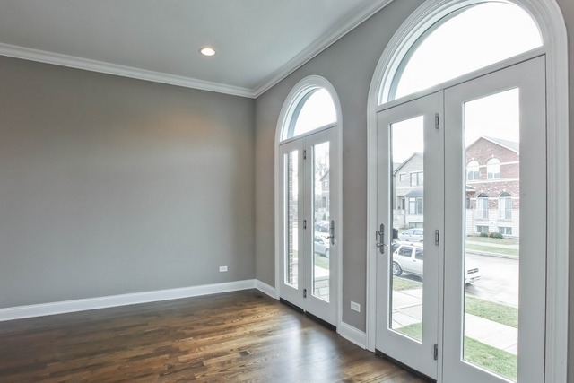 436 W 38th Pl, Chicago, IL 60609 photo 2