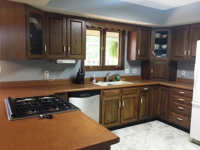 2004 E 38th St, Sterling, IL 61081 photo 5