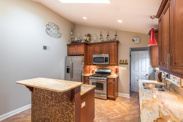 710 E Irving Park Rd, Itasca, IL 60143 photo 5