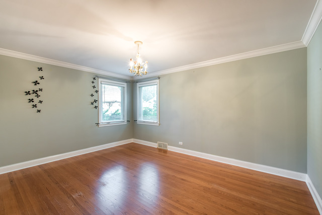 710 E Irving Park Rd, Itasca, IL 60143 photo 9