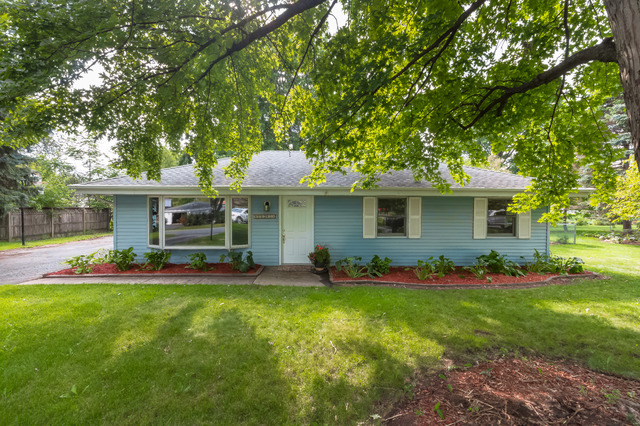 16340 S Mcgrath Dr, Plainfield, IL 60586 photo 2