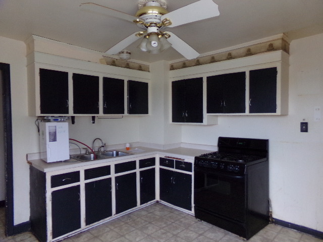 364 N Hammes Ave, Kankakee, IL 60901 photo 5