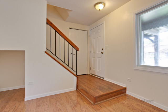 1470 Chippewa Trl, Wheeling, IL 60090 photo 4