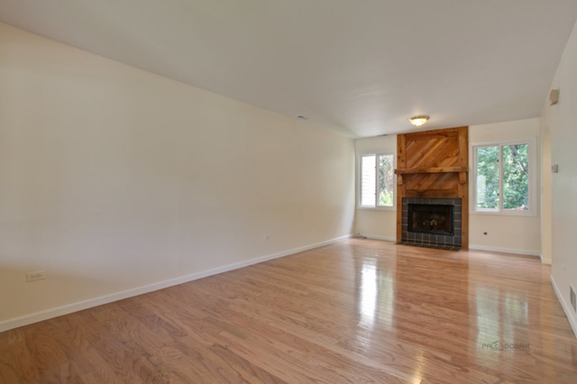 1470 Chippewa Trl, Wheeling, IL 60090 photo 5