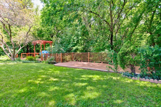 1470 Chippewa Trl, Wheeling, IL 60090 photo 21
