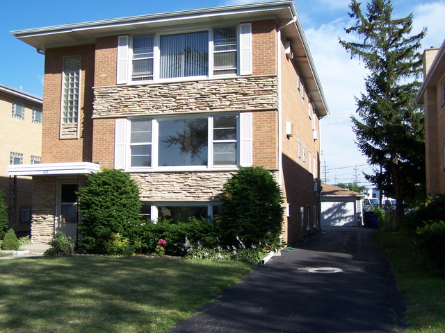 65 Dover Dr, Des Plaines, IL 60018 photo 6