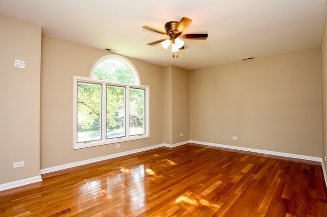 7512 S Sholer Ave, Bridgeview, IL 60455 photo 9