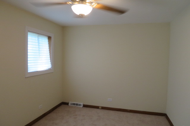 6811 S Artesian Ave, Chicago, IL 60629 photo 10