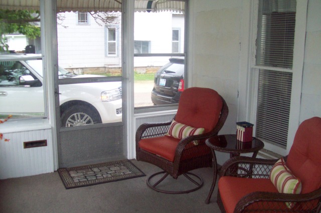 511 E Main St, Morrison, IL 61270 photo 2
