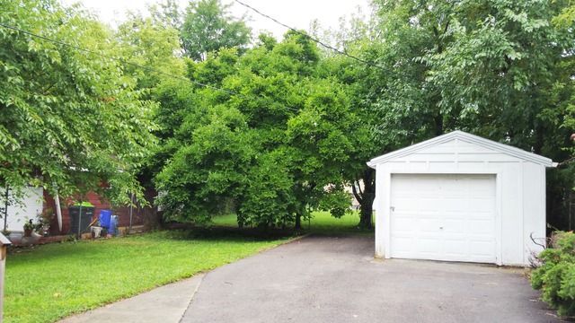 449 Hyde Park Ave, Hillside, IL 60162 photo 13