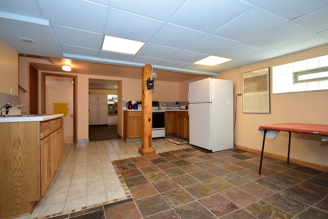 200 Gage Rd, Riverside, IL 60546 photo 19