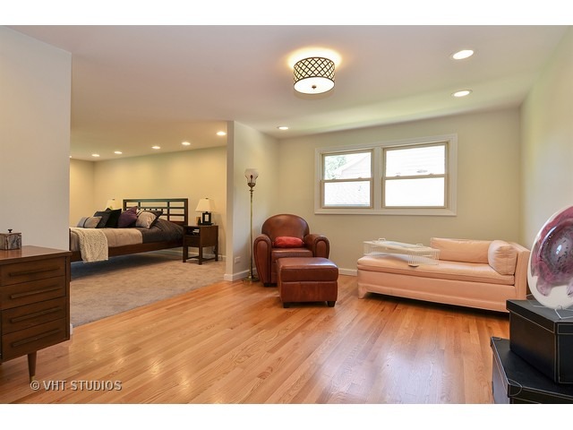 3122 Maple Leaf Dr, Glenview, IL 60026 photo 11