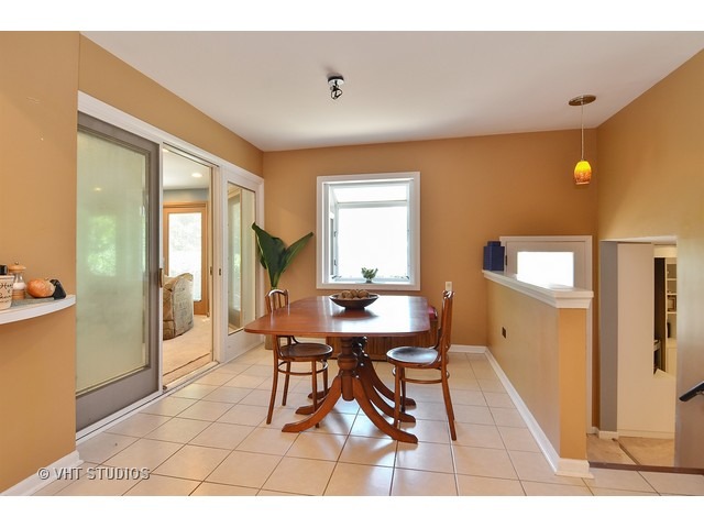 3122 Maple Leaf Dr, Glenview, IL 60026 photo 6