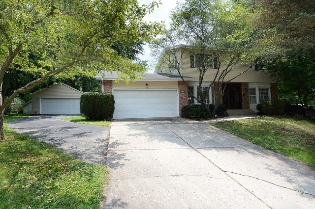 407 James Ct, Algonquin, IL 60102 photo 2