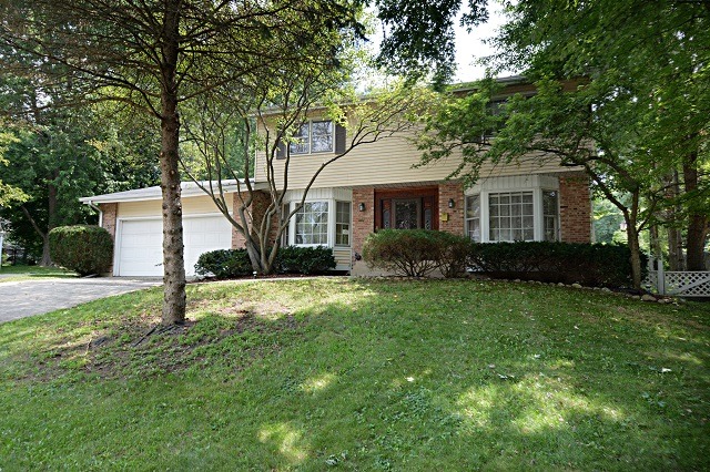 407 James Ct, Algonquin, IL 60102 photo 1