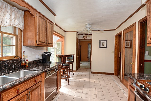 407 James Ct, Algonquin, IL 60102 photo 9