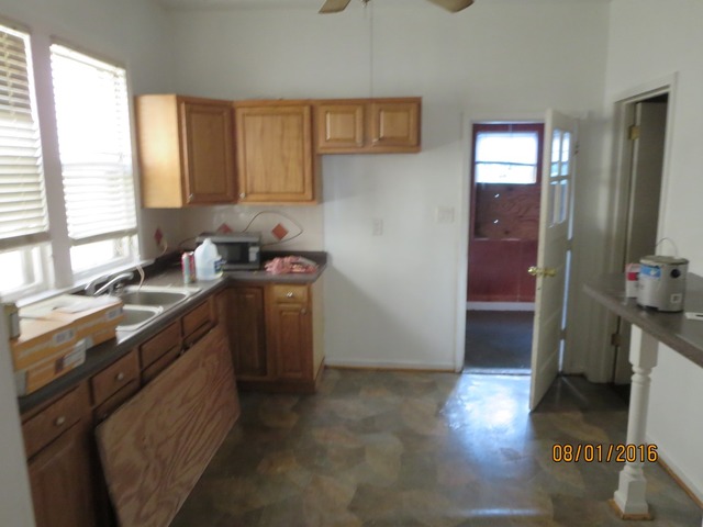 7330 S Peoria St, Chicago, IL 60621 photo 8