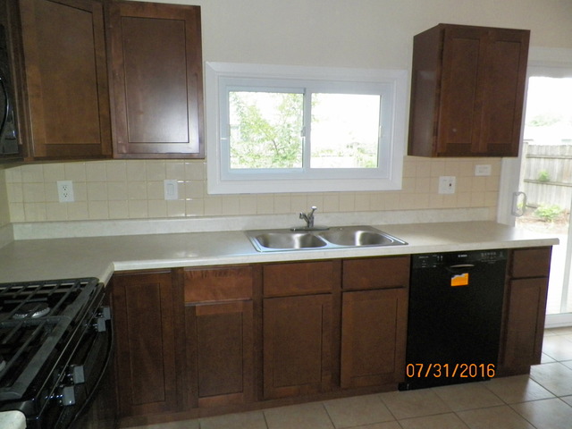 99 W Jeffery Ave, Wheeling, IL 60090 photo 5