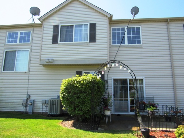 1043 Clover Dr, Minooka, IL 60447 photo 25
