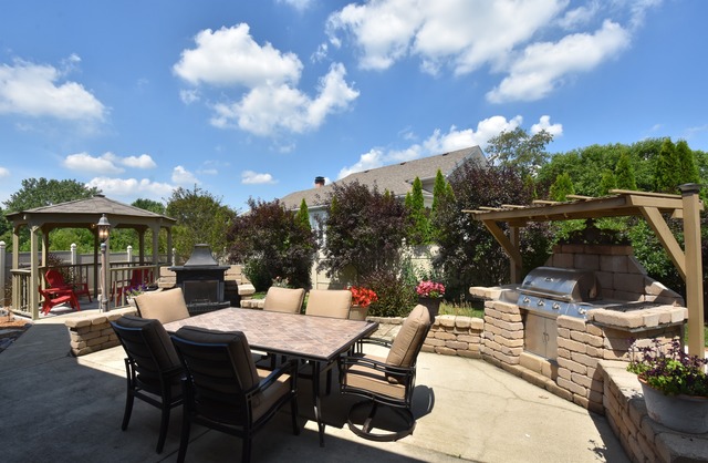 223 Risch Ct, West Chicago, IL 60185 photo 21
