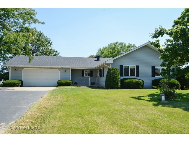 12003 S Wolf Dr, Plainfield, IL 60585 photo 1