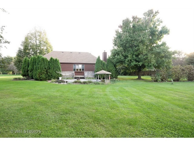 40 W942 Bowes Bend Dr, Elgin, IL 60124 photo 15