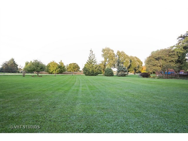 40 W942 Bowes Bend Dr, Elgin, IL 60124 photo 16