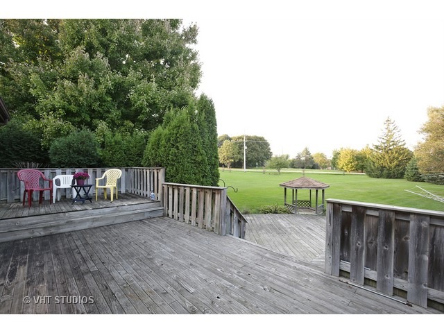 40 W942 Bowes Bend Dr, Elgin, IL 60124 photo 14
